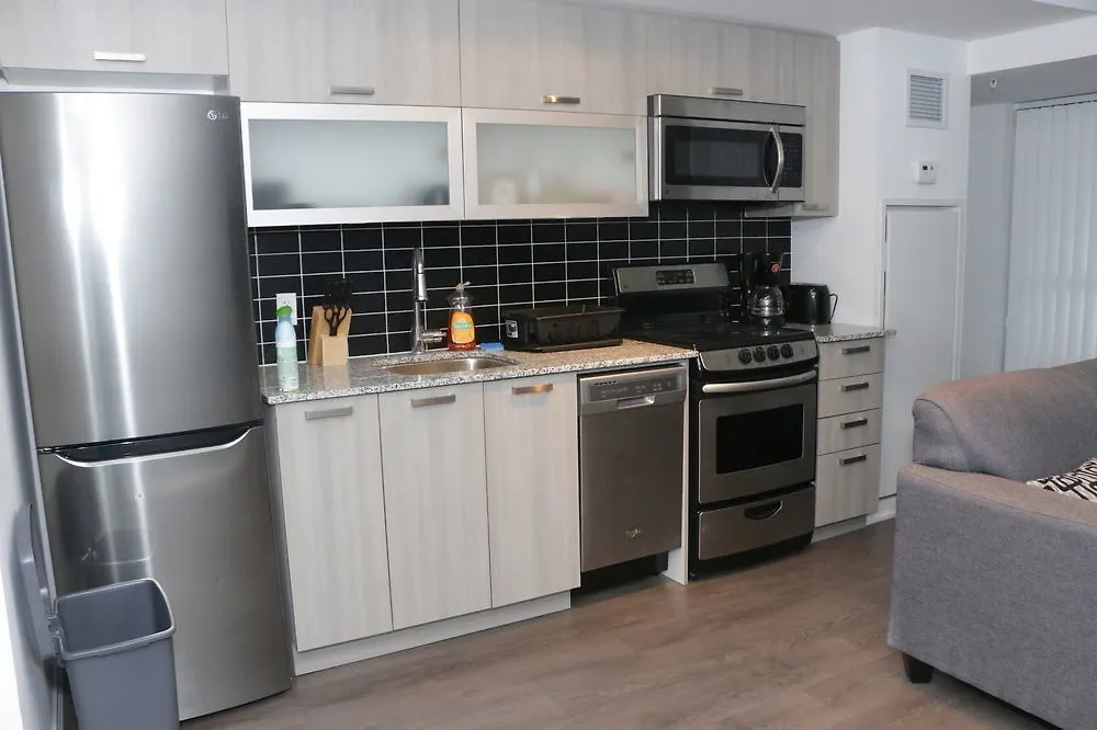 Queen West Suites تورونتو 0*,  كندا
